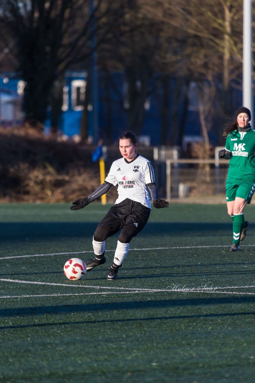 Bild 219 - Frauen SG Holstein Sued - SV Gruenweiss-Siebenbaeumen : Ergebnis: 0:2